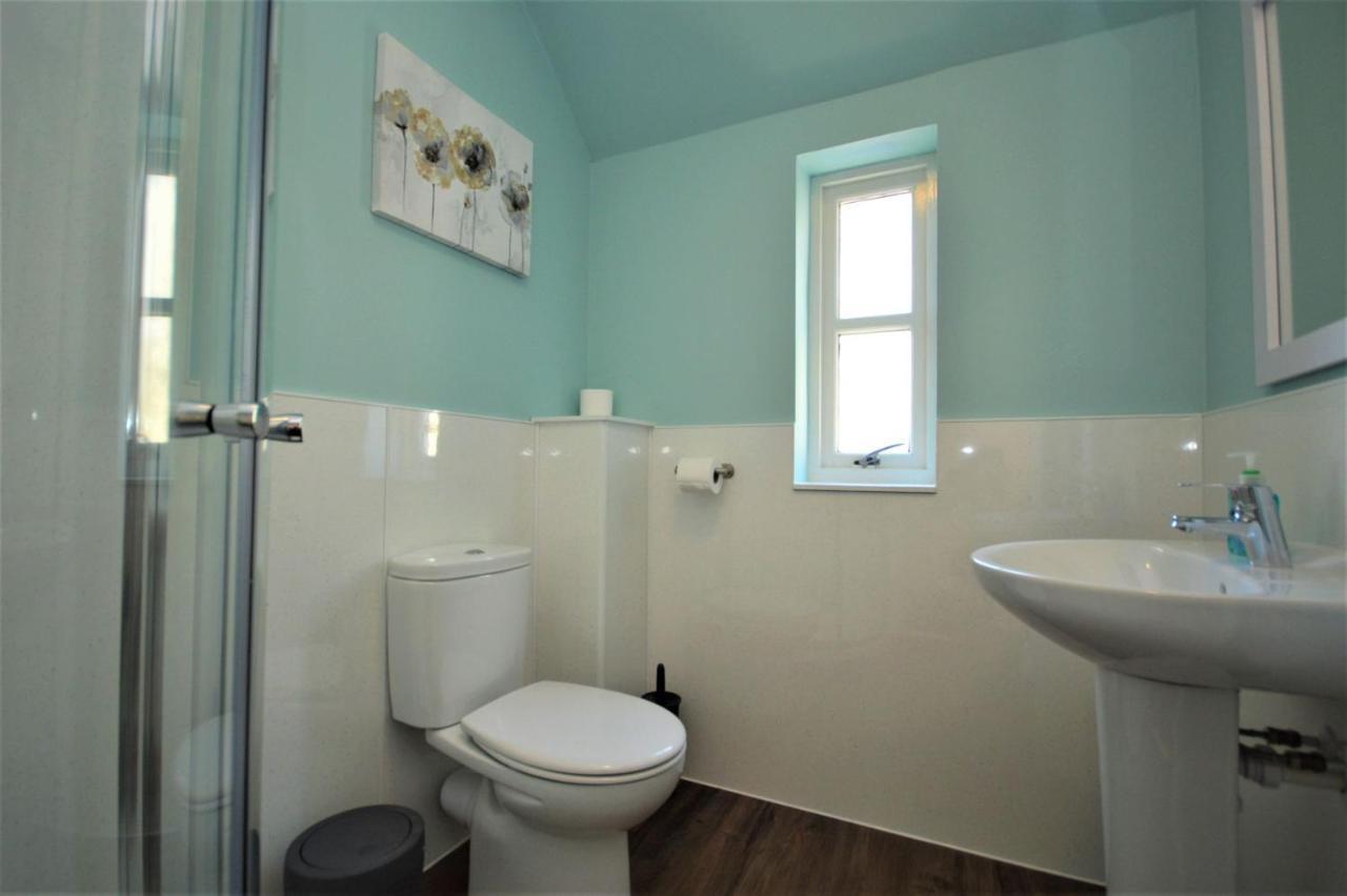 Buzzard Apartment Tobermory Exterior foto